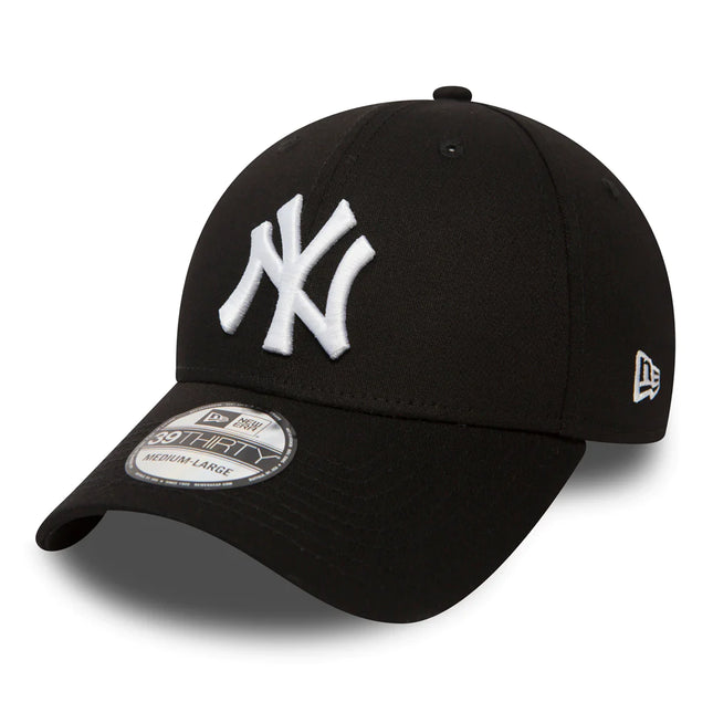 New Era New York Yankees 39THIRTY MLB League Basic Black Cap - Cap On