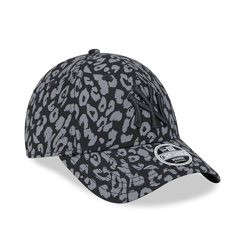 New Era 9FORTY MLB Womens All Over Print New York Yankees Cap