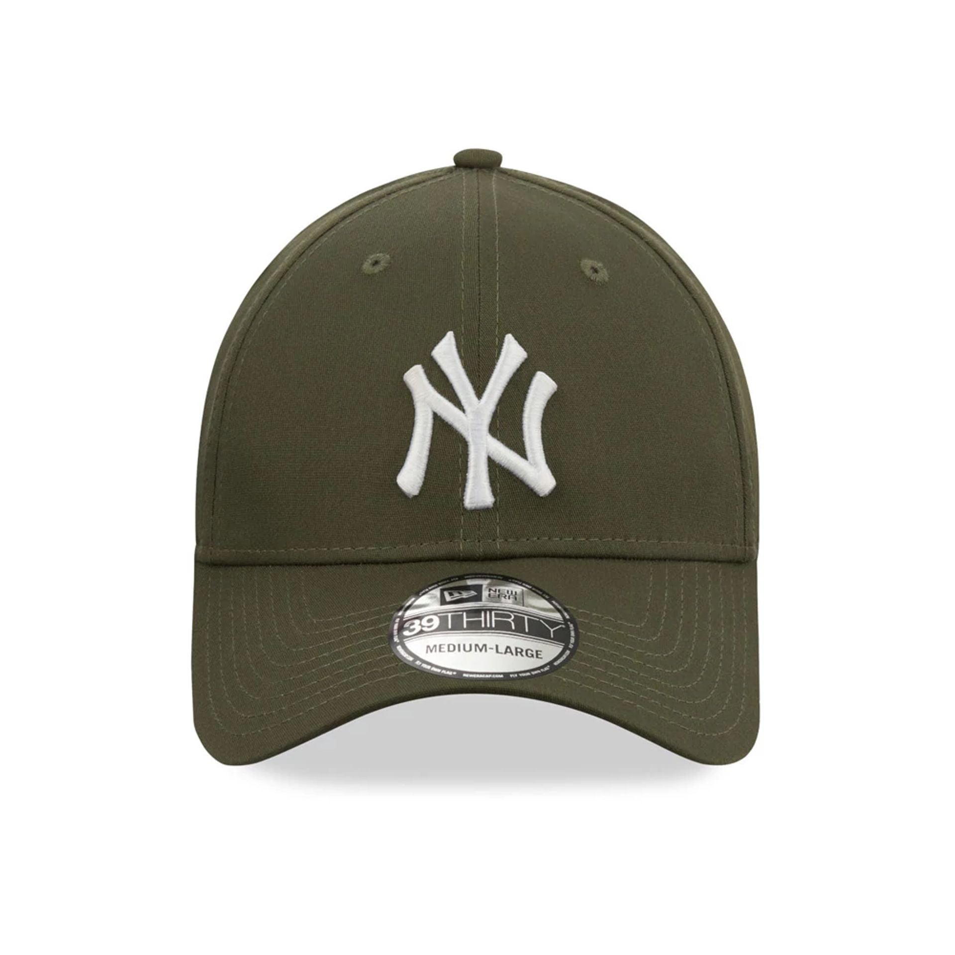 New Era New York Yankees Khaki 39THIRTY Cap - Cap On