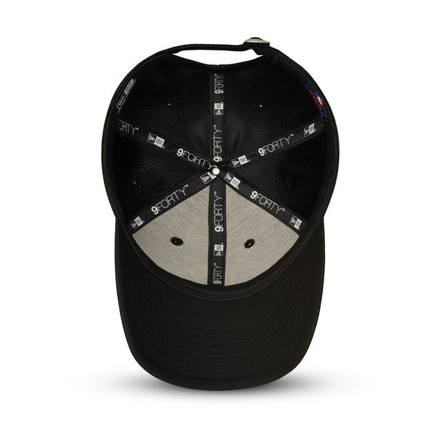 New Era New York Yankees Diamond Era Black 9FORTY Cap - Cap On