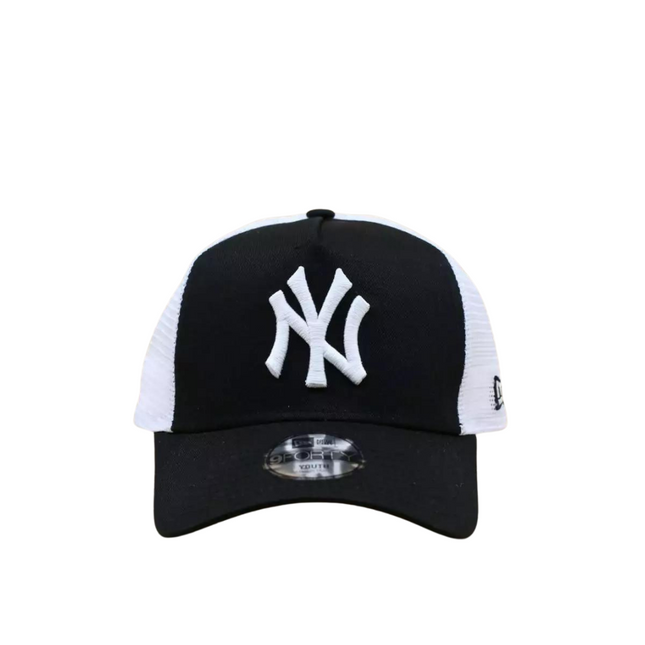 New Era New York Yankees Black A-Frame Trucker Cap Youth - Cap On