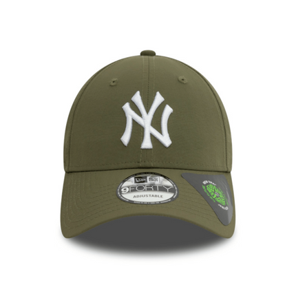 New Era New York Yankees Repreve League Essential Khaki Green 9FORTY Adjustable Cap