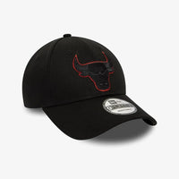 New Era  9FORTY Metallic outline Chicago Bulls Cap