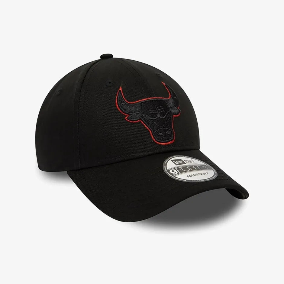 New Era  9FORTY Metallic outline Chicago Bulls Cap
