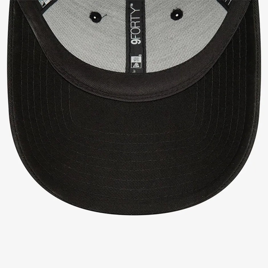 New Era  9FORTY Metallic outline Chicago Bulls Cap