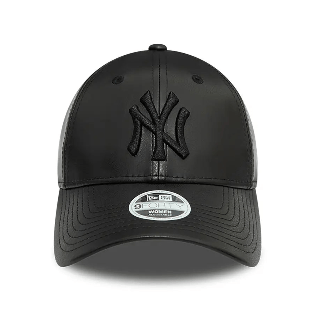 New Era New York Yankees Leather Black 9FORTY Adjustable Cap - Cap On