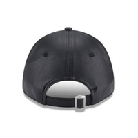 New Era New York Yankees Leather Black 9FORTY Adjustable Cap - Cap On