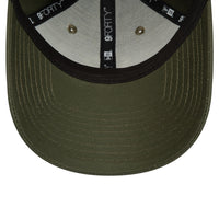 New Era New York Yankees Womens League Essential Green 9FORTY Adjustable Cap - Cap On