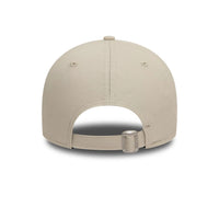 New Era New York Yankees League Essential Stone 9FORTY Adjustable Cap - Cap On