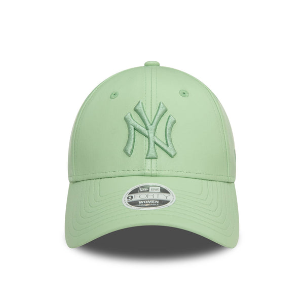 New Era New York Yankees Womens Pu Leather Green 9FORTY Adjustable Cap - Cap On