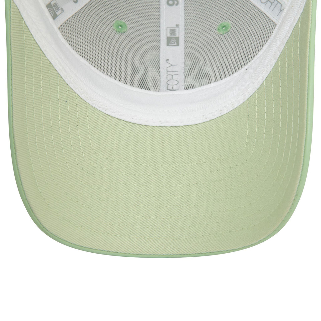 New Era New York Yankees Womens Pu Leather Green 9FORTY Adjustable Cap - Cap On