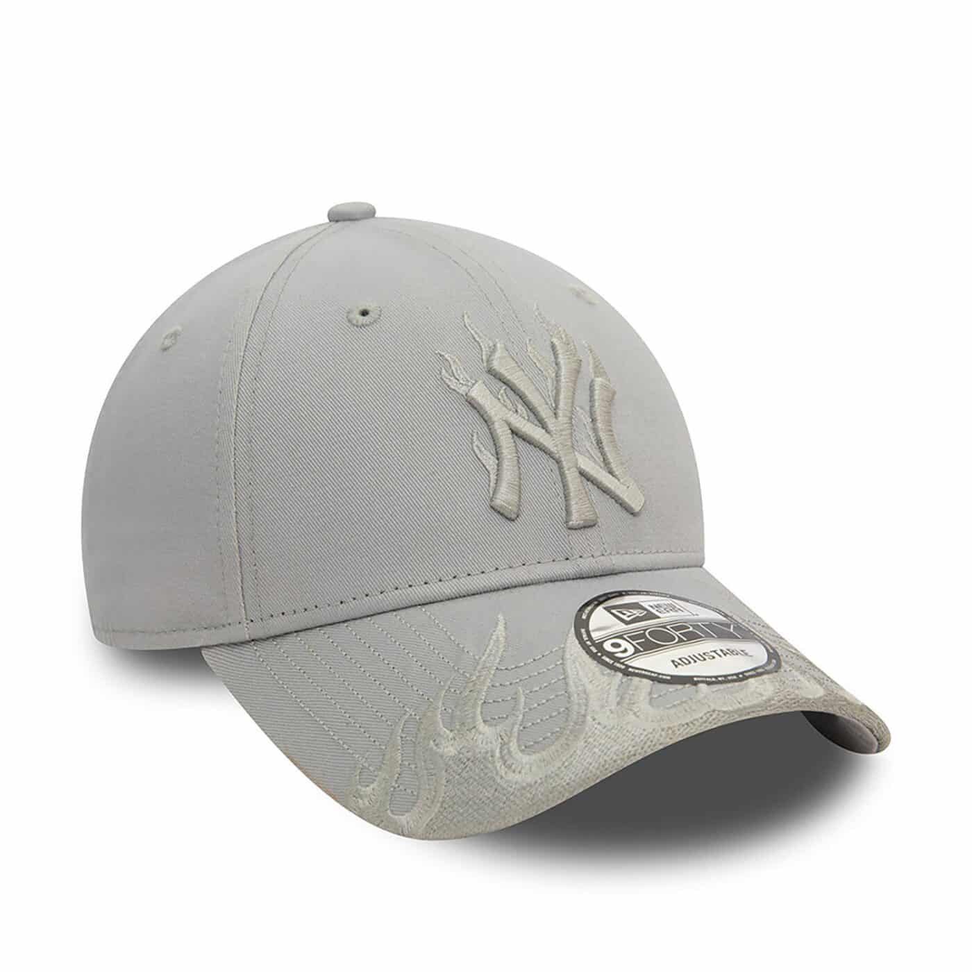 New Era 9FORTY New York Yankees Cap Fire - Cap On