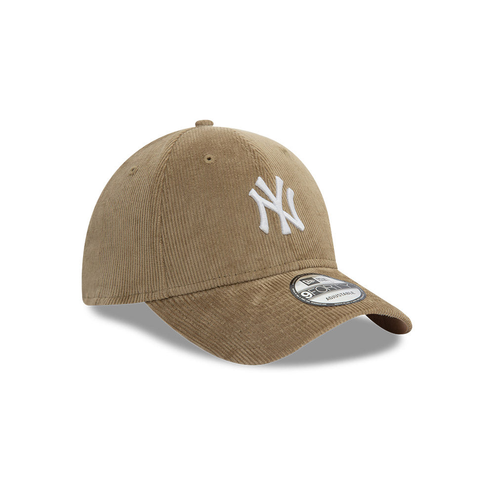 New Era New York Yankees MLB Cord Essentials 9FORTY Strapback Beige Cap