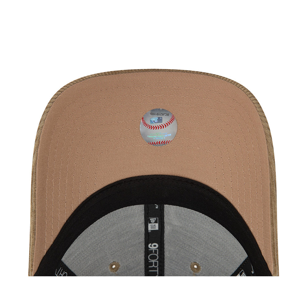 New Era New York Yankees MLB Cord Essentials 9FORTY Strapback Beige Cap