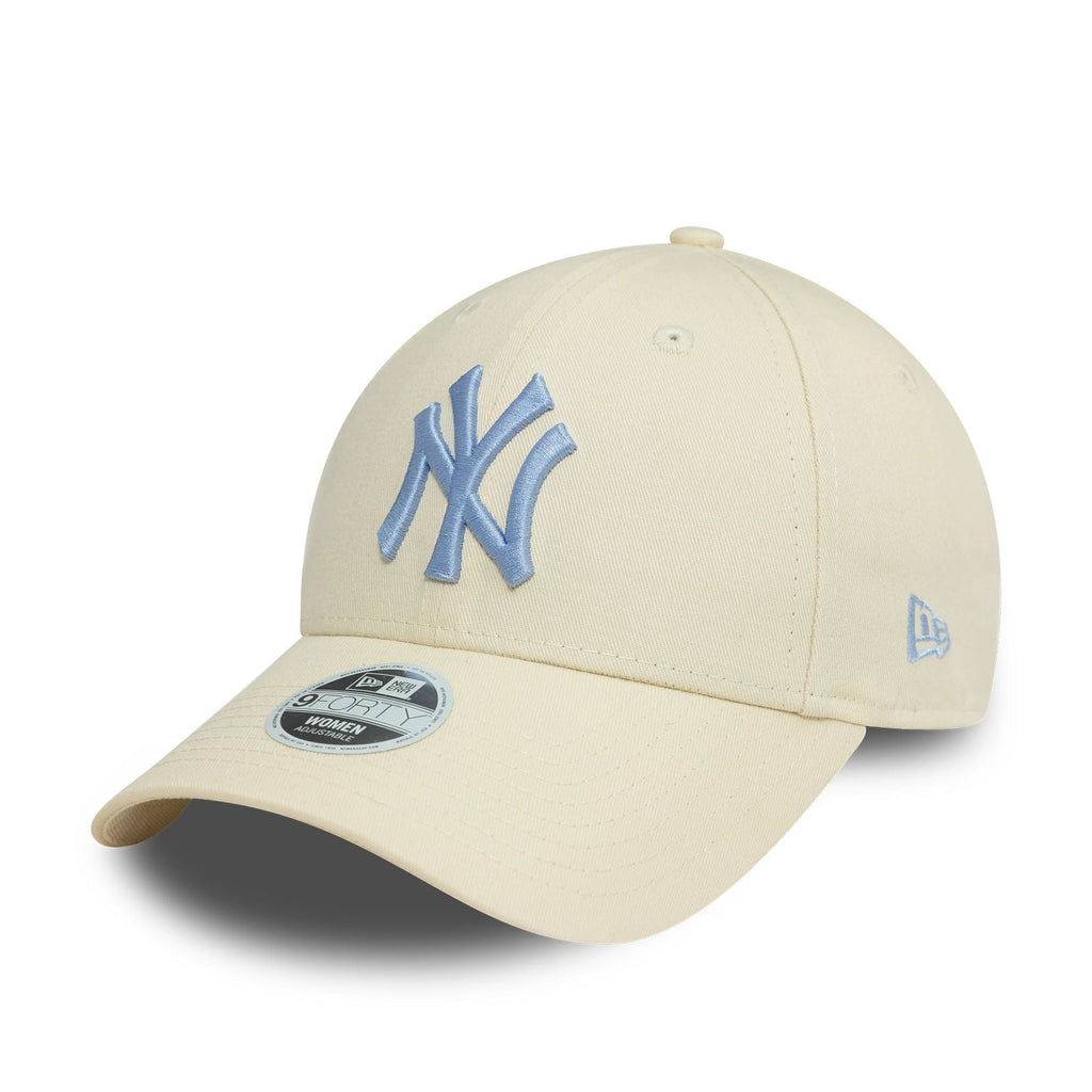 New Era New York Yankees Womens League Essential Cream 9FORTY Adjustable Cap - Cap On