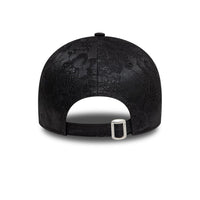 New Era New York Yankees Womens Lace Black 9FORTY Adjustable Cap - Cap On
