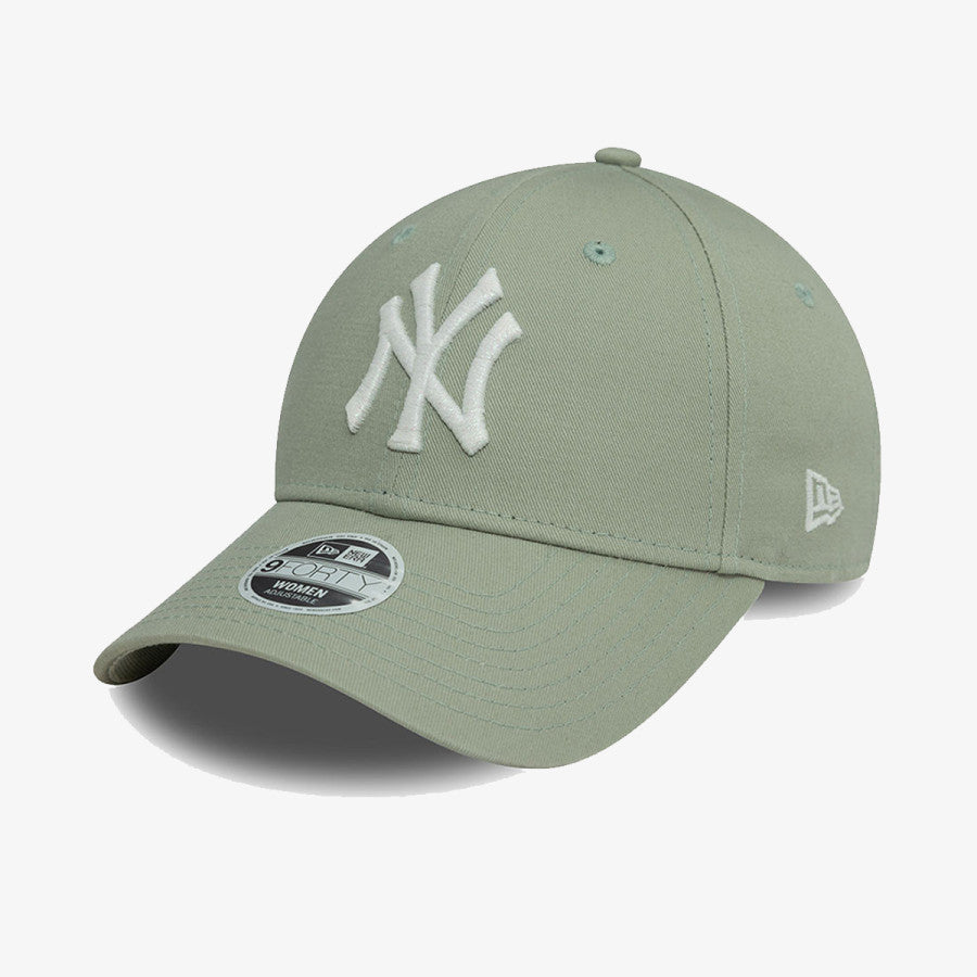 New Era New York Yankees Womens Metallic Pastel Green 9FORTY Adjustable Cap - Cap On
