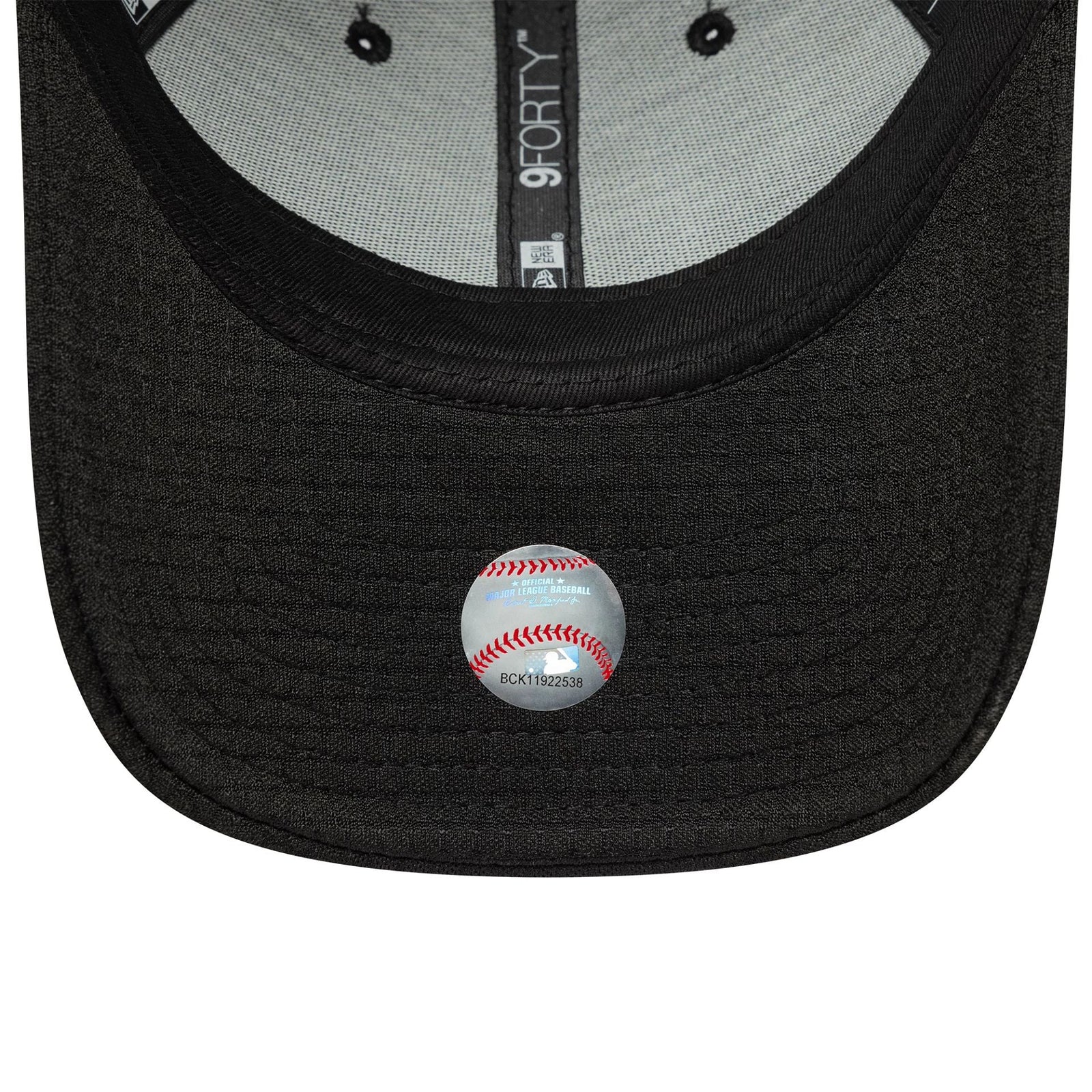 New Era New York Yankees MLB Flawless Monotone Mesh Black 9FORTY Cap
