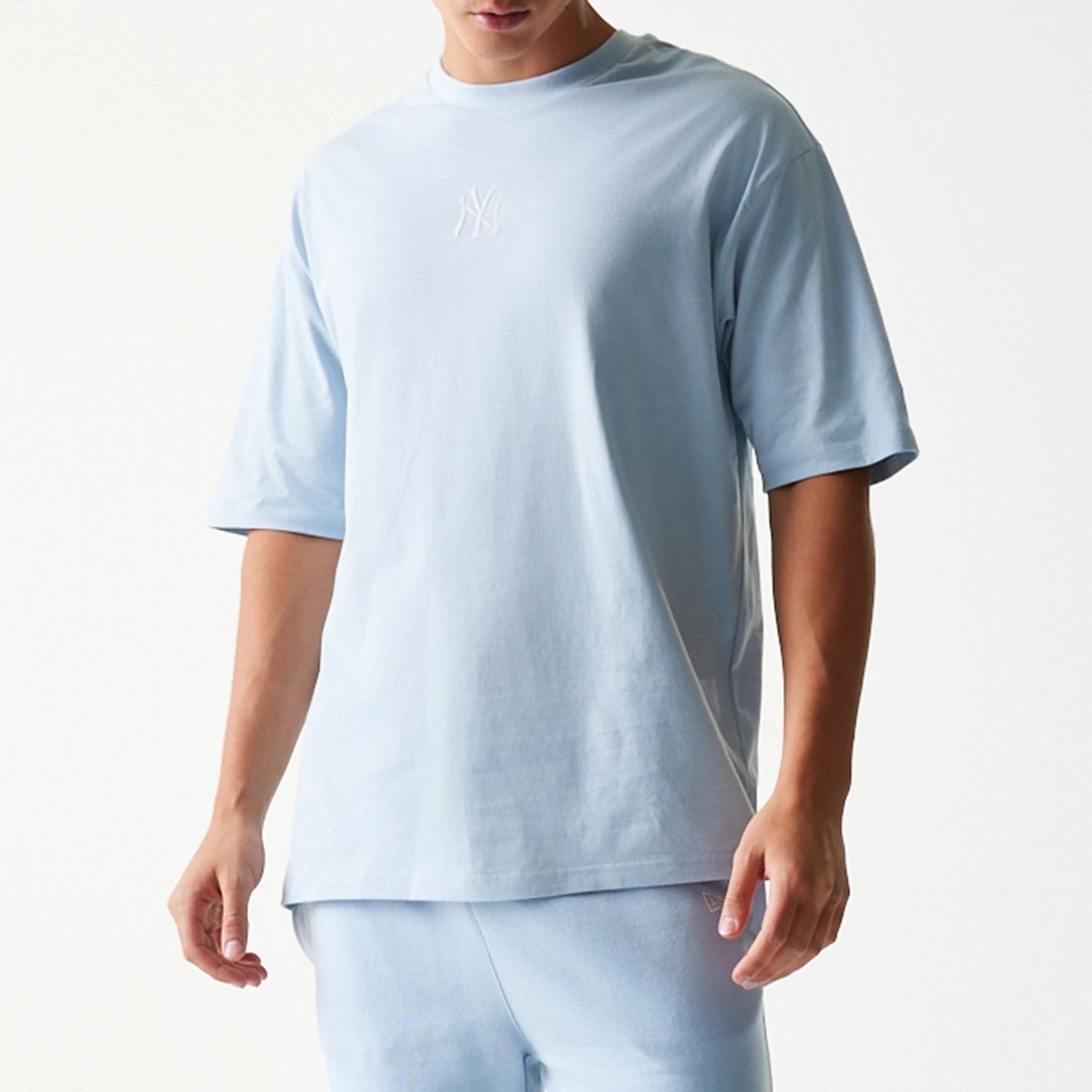 New Era New York Yankees MLB Midi Pastel Blue Oversized T-Shirt