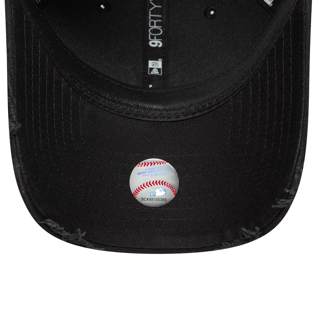 New Era New York Yankees MLB Washed Distressed Black 9FORTY Adjustable Cap