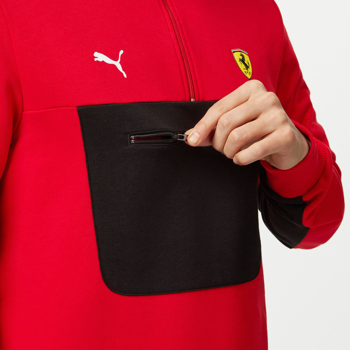 Scuderia Ferrari F1 Logo 1/4 Zip Sweater