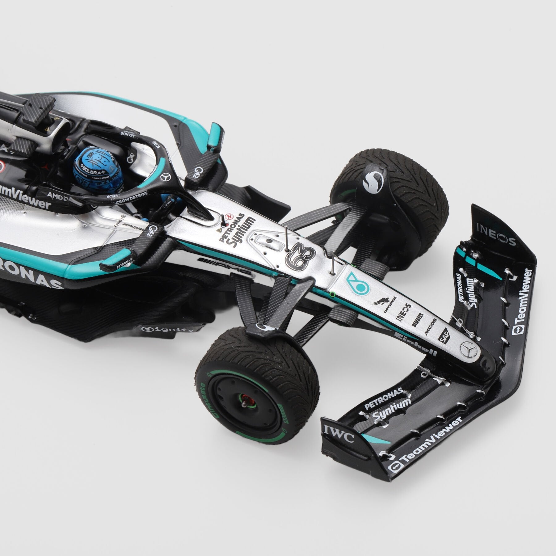 Mercedes-AMG F1 Team 2025 George Russell W16 1:43 Scale Model