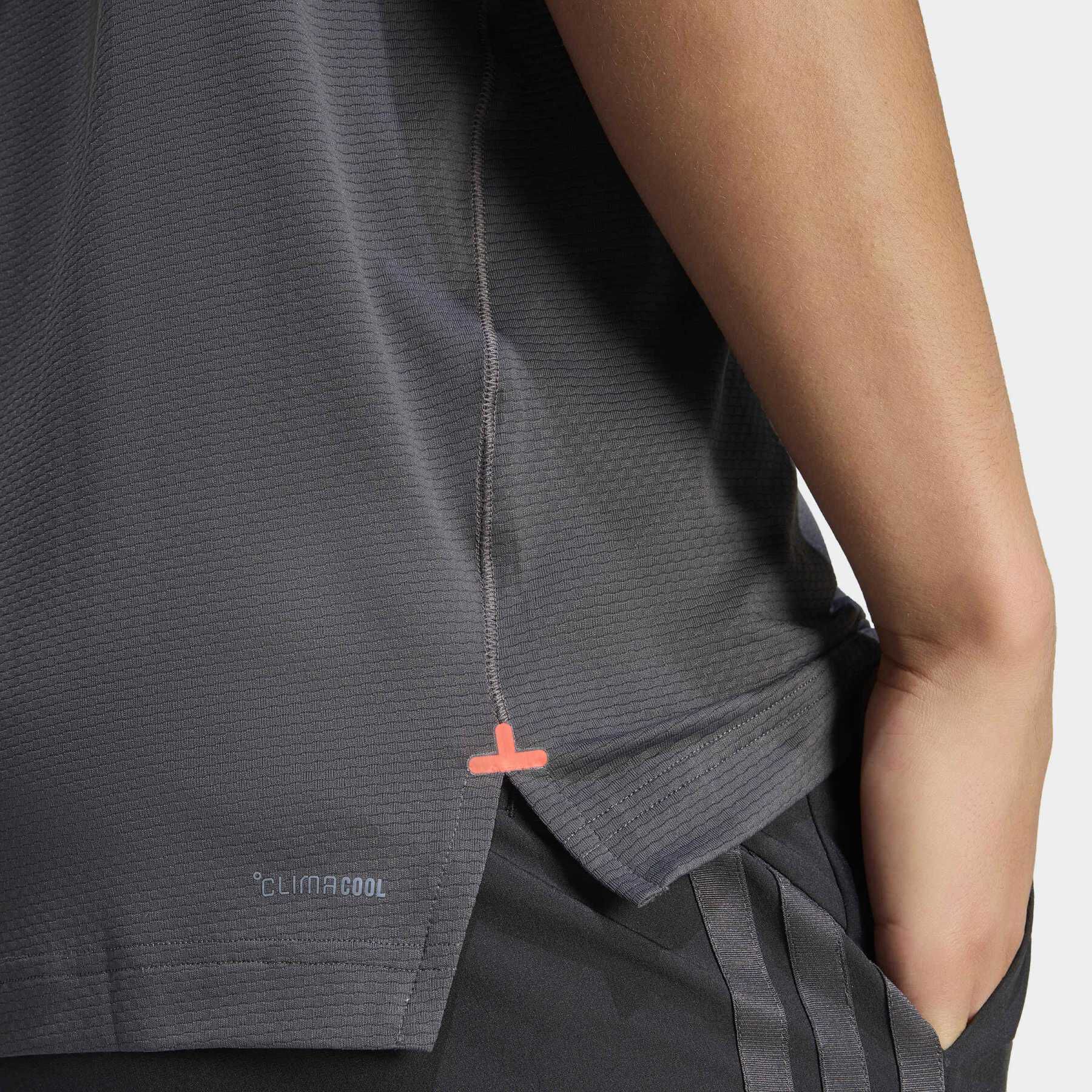 Audi F1 Team adidas 2026 Team Mechanics T-shirt