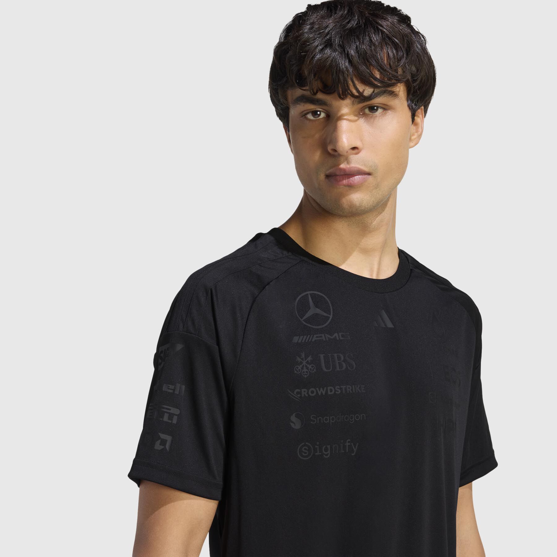 Mercedes-AMG F1 adidas 2026 Team Night T-shirt