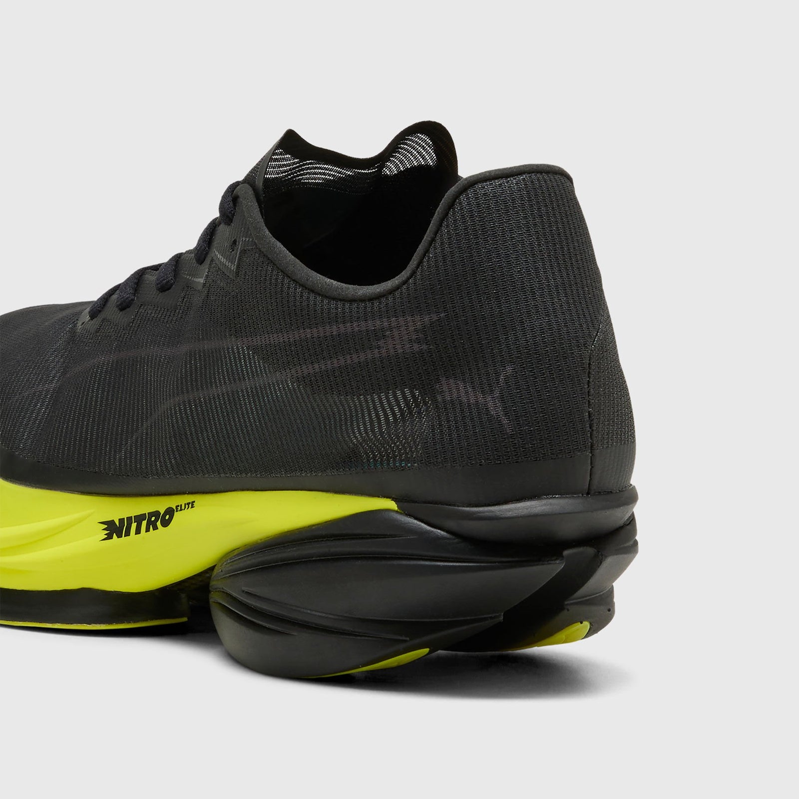 Aston Martin F1 Team FAST-R NITRO™ Elite 3 trainers