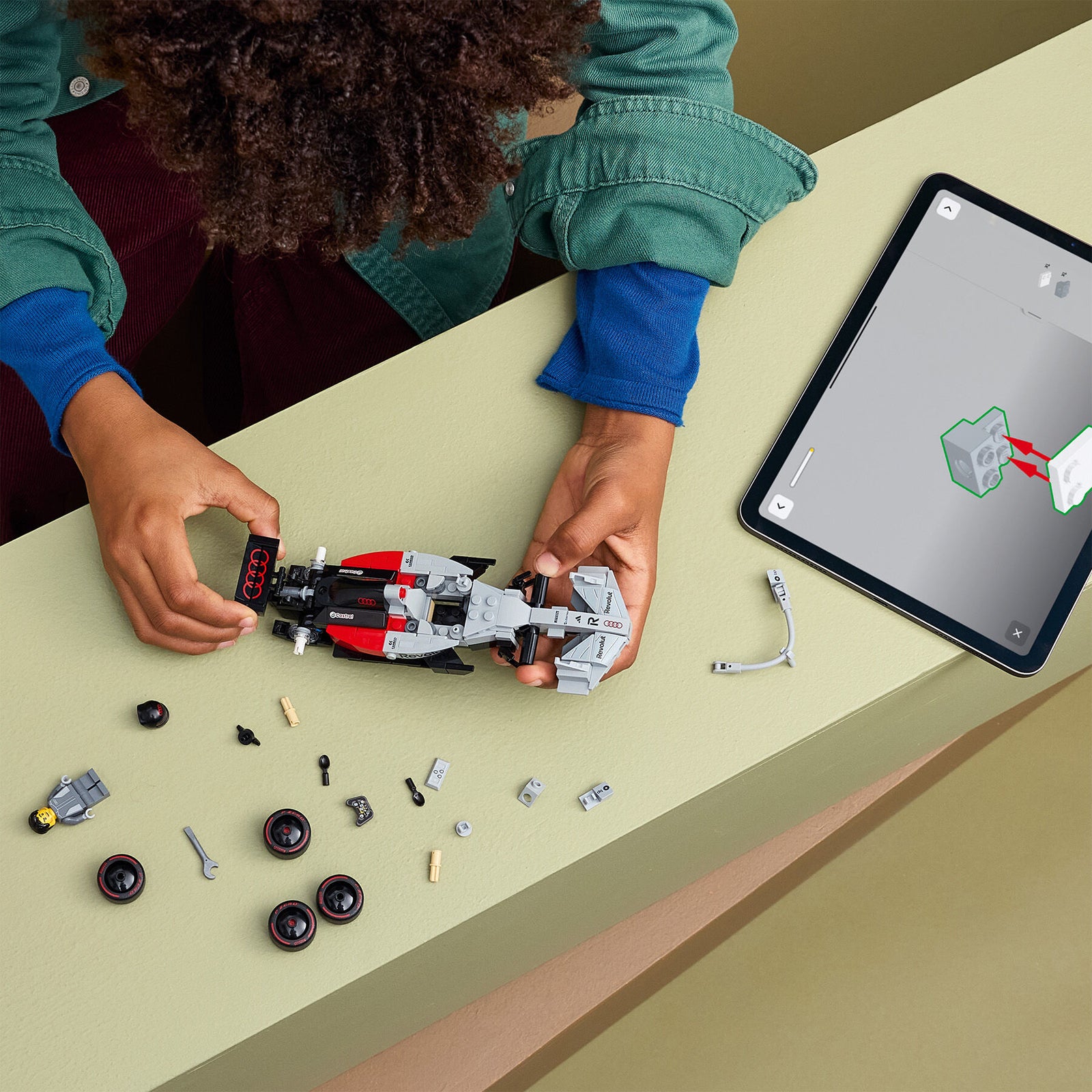 Audi F1 Team LEGO® Speed Champions Set