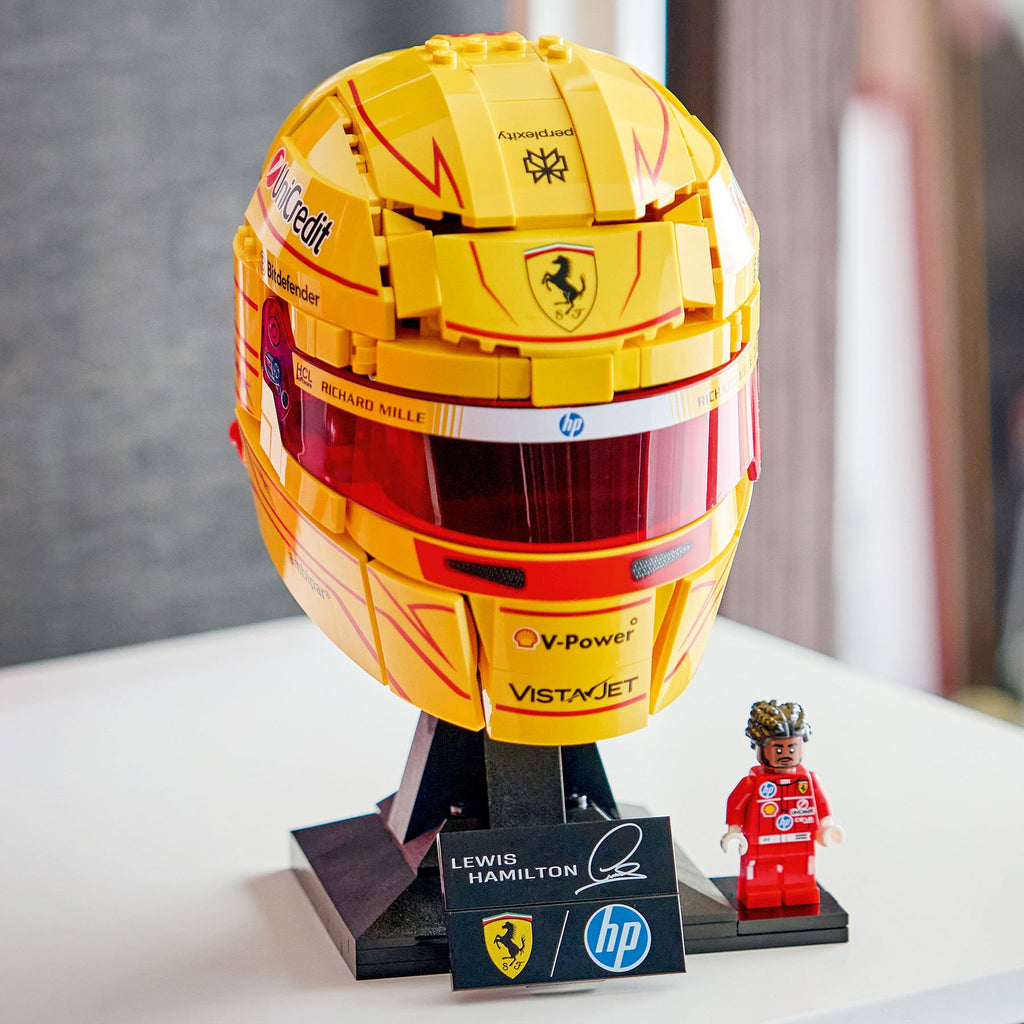 Scuderia Ferrari F1 LEGO® Lewis Hamilton Helmet Set