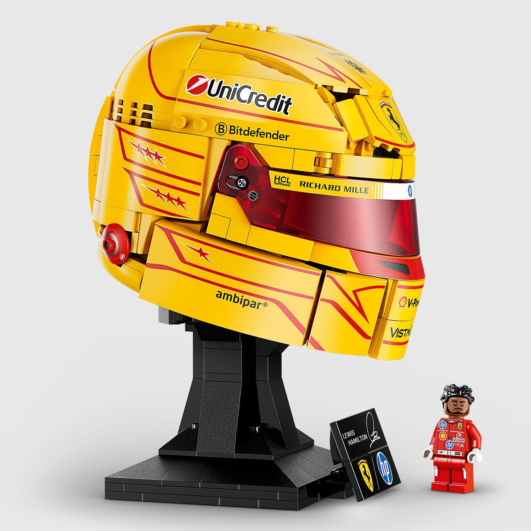 Scuderia Ferrari F1 LEGO® Lewis Hamilton Helmet Set