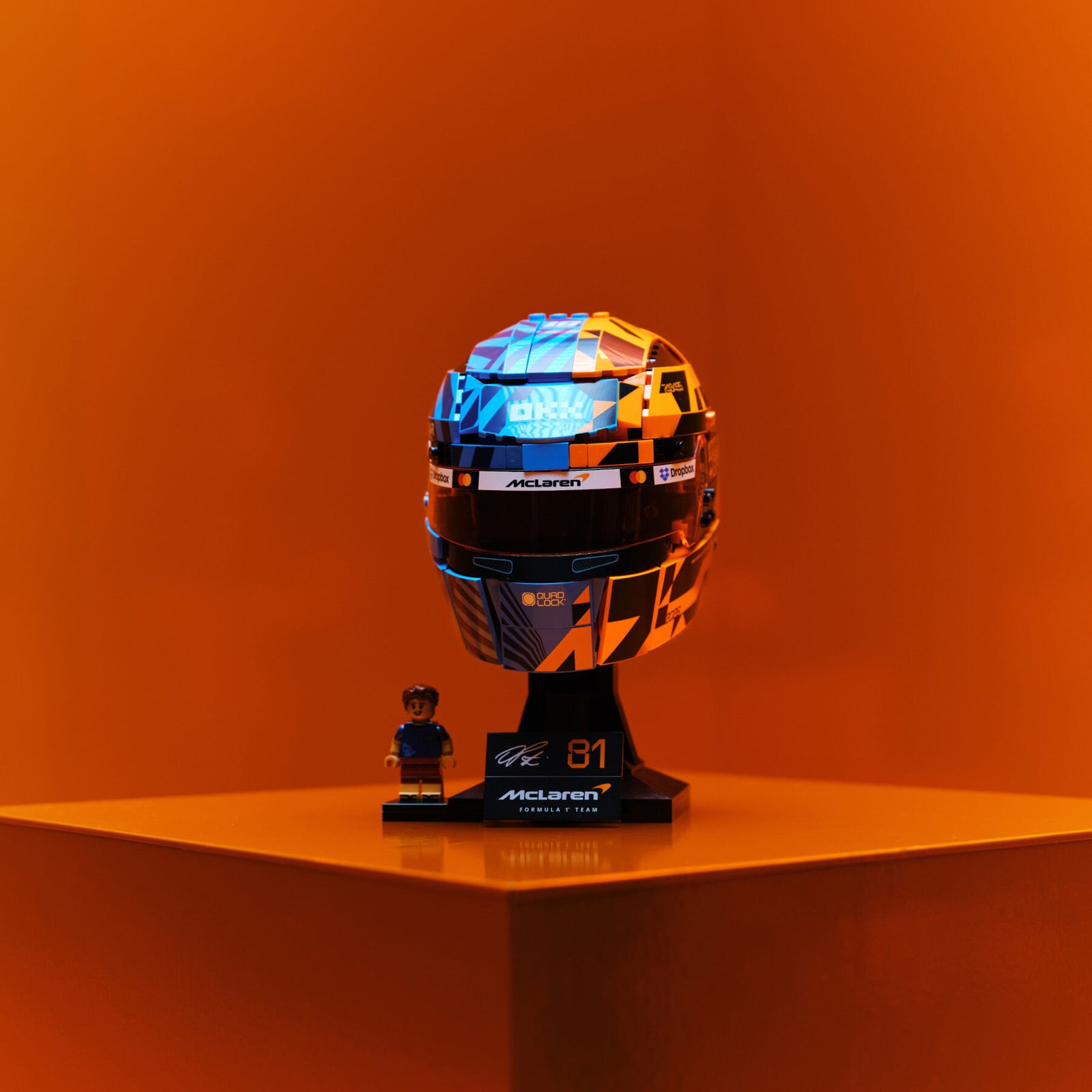 McLaren Mastercard F1 LEGO® Oscar Piastri Helmet Set