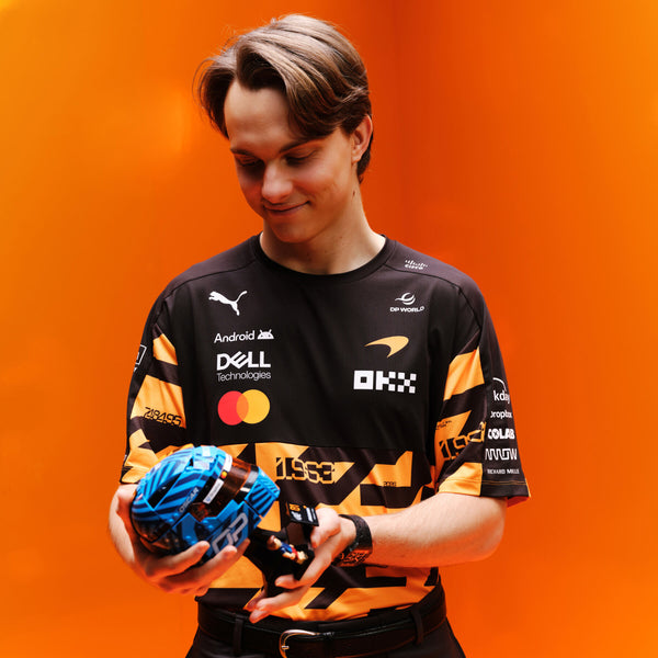 McLaren Mastercard F1 LEGO® Oscar Piastri Helmet Set