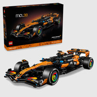 McLaren F1 LEGO® Technic MCL39 Set