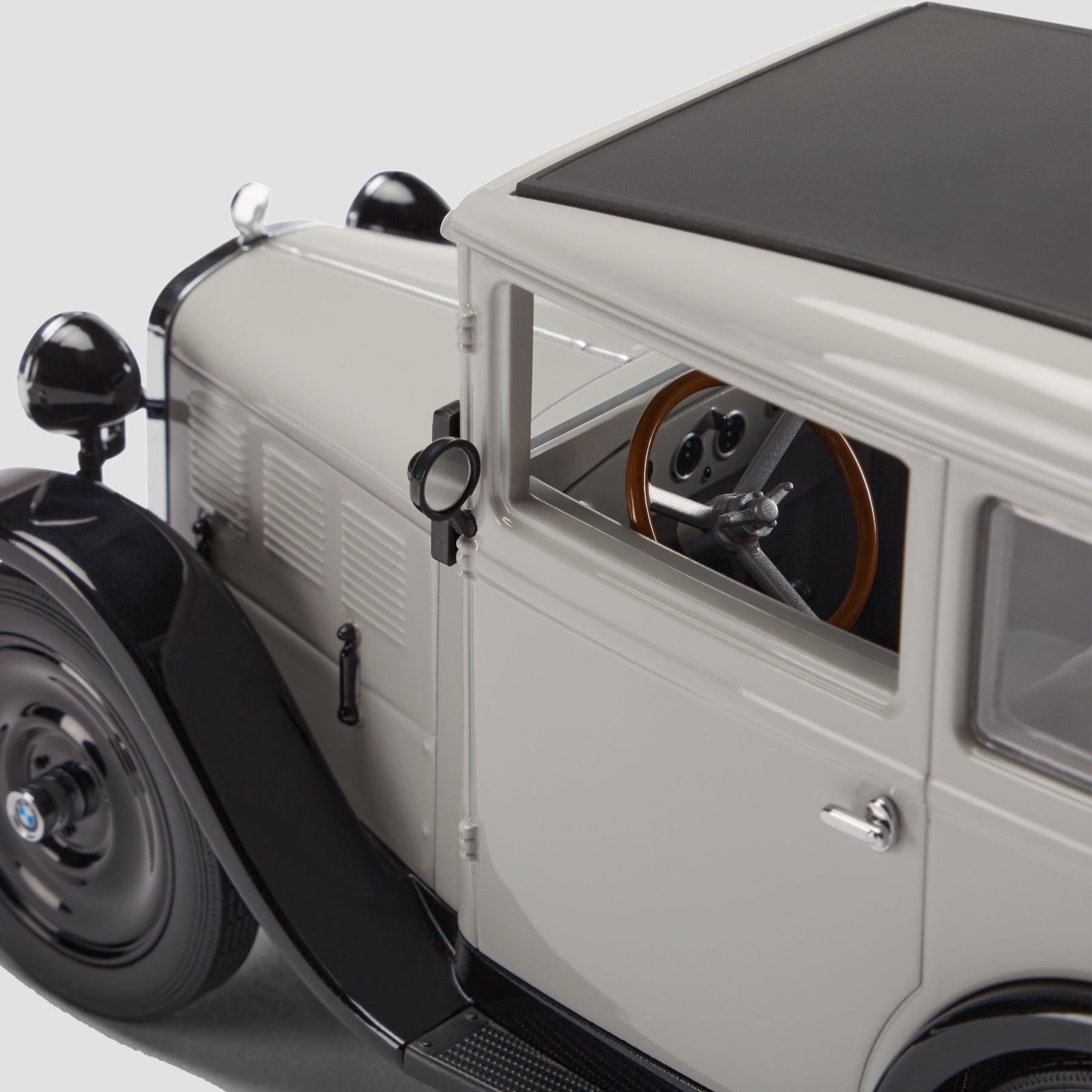 BMW 1:18 BMW DIXI MINIATURE