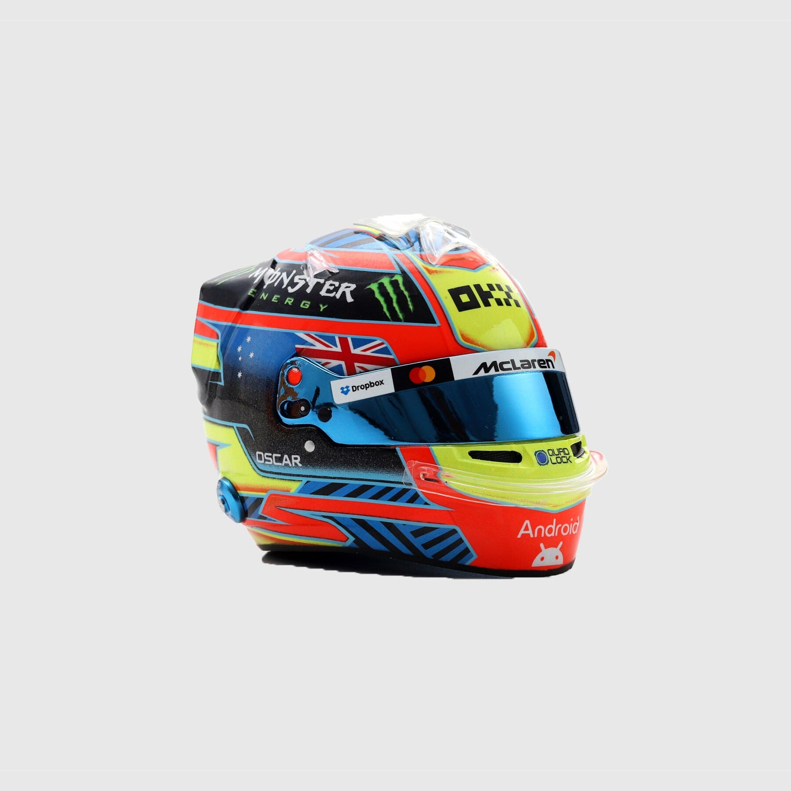 McLaren Mastercard F1 2026 Oscar Piastri 1:5 Scale Helmet