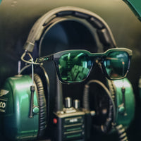 Aston Martin F1 Team Oakley HSTN Metal Aston Martin Aramco F1® Team
