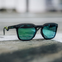 Aston Martin F1 Team Oakley HSTN Metal Aston Martin Aramco F1® Team