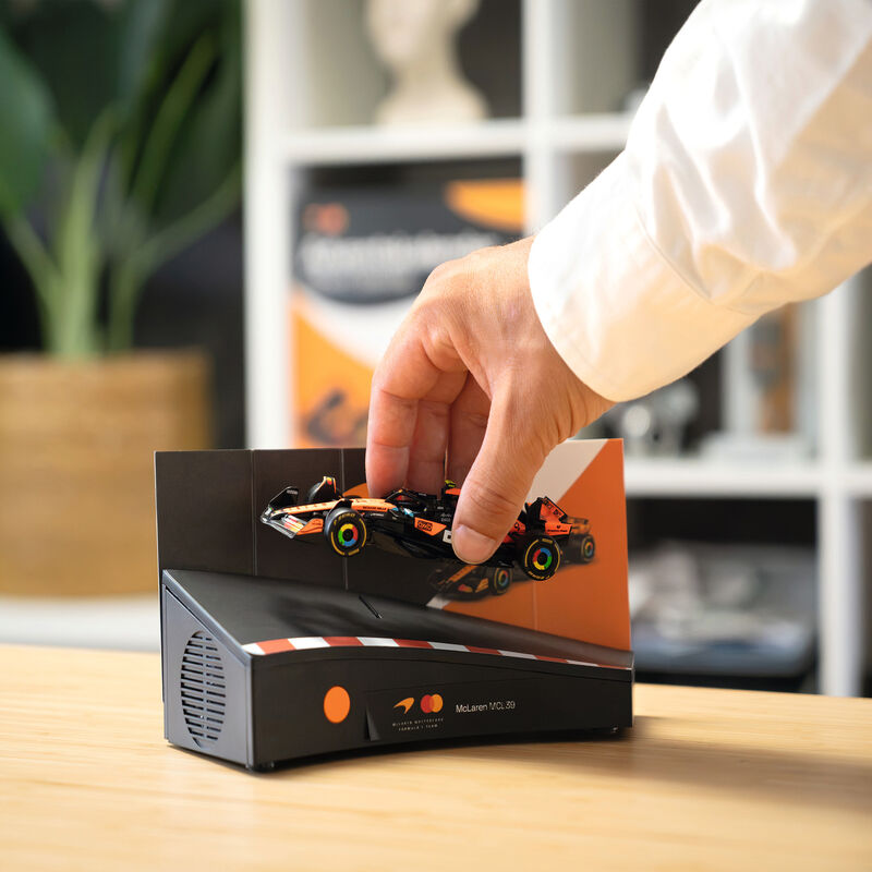 McLaren Racing Scale Model Advent Calendar