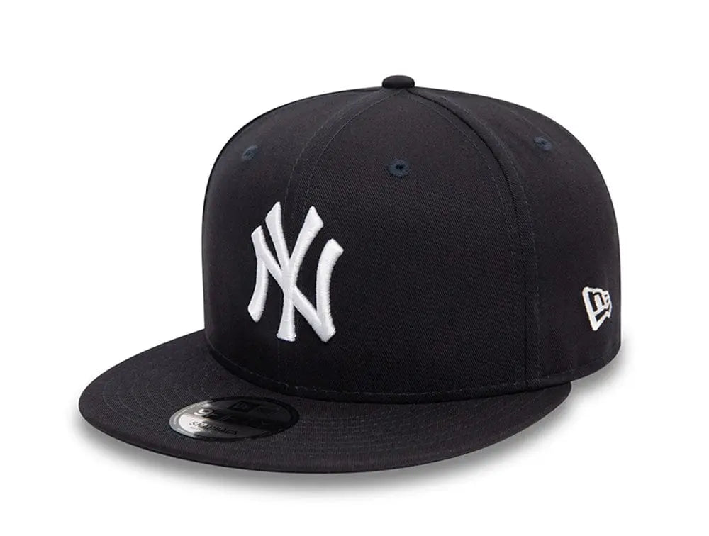 New Era New York Yankees MLB Black 9FIFTY Snapback Cap