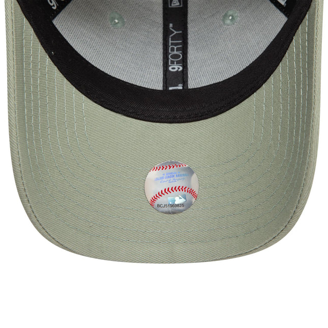 New Era 9Forty New York Yankees Pastel Green Youth Cap - Cap On