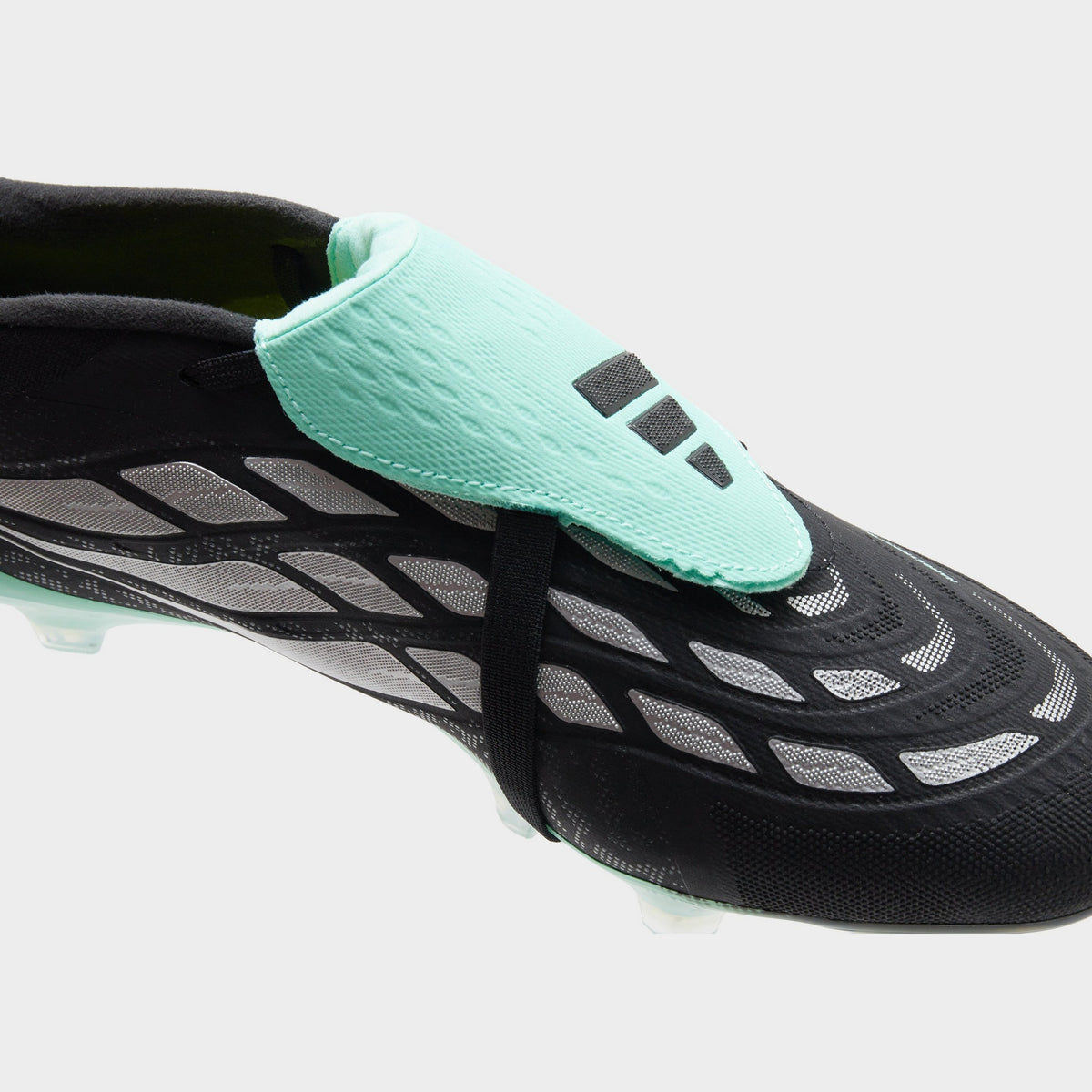 adidas Predator Pro Fold-Over Tongue FG