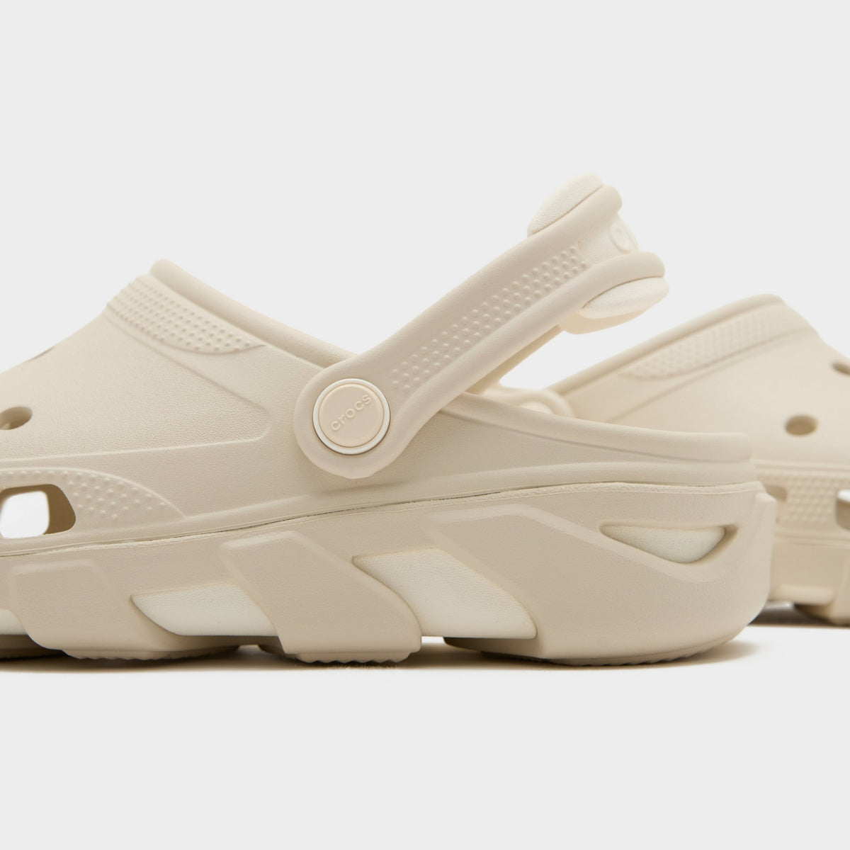 Beige Crocs Synchro Max Clog