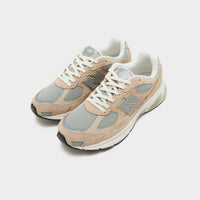 Beige New Balance 2010