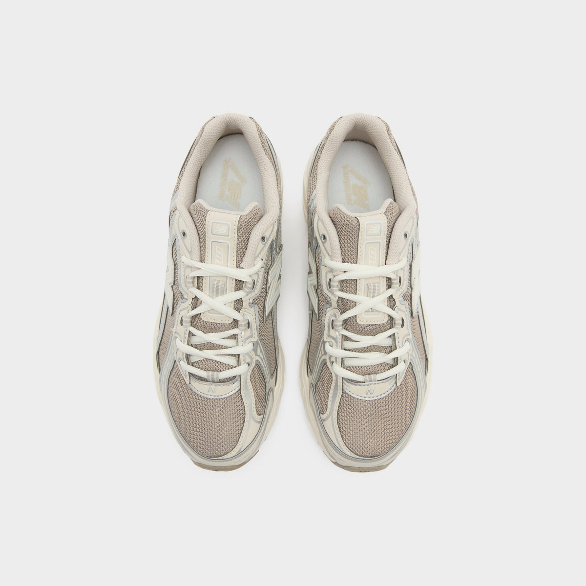 Beige New Balance 740 Women's