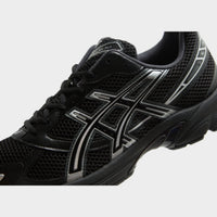 Black ASICS GEL-1130