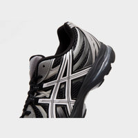 Black ASICS GEL-SEKIRAN