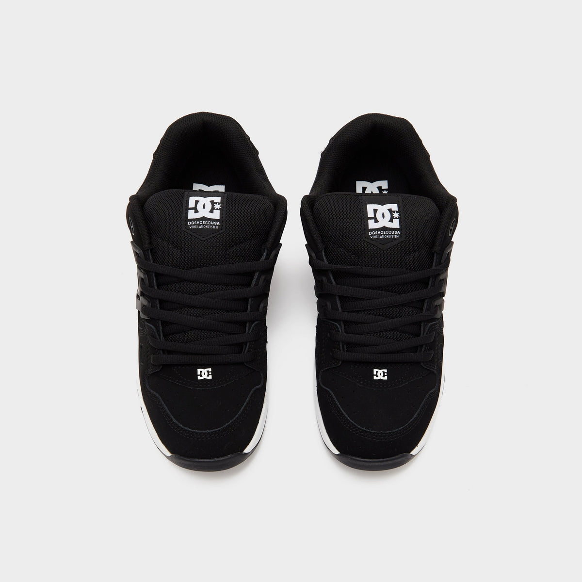 Black DC Shoes AT-2