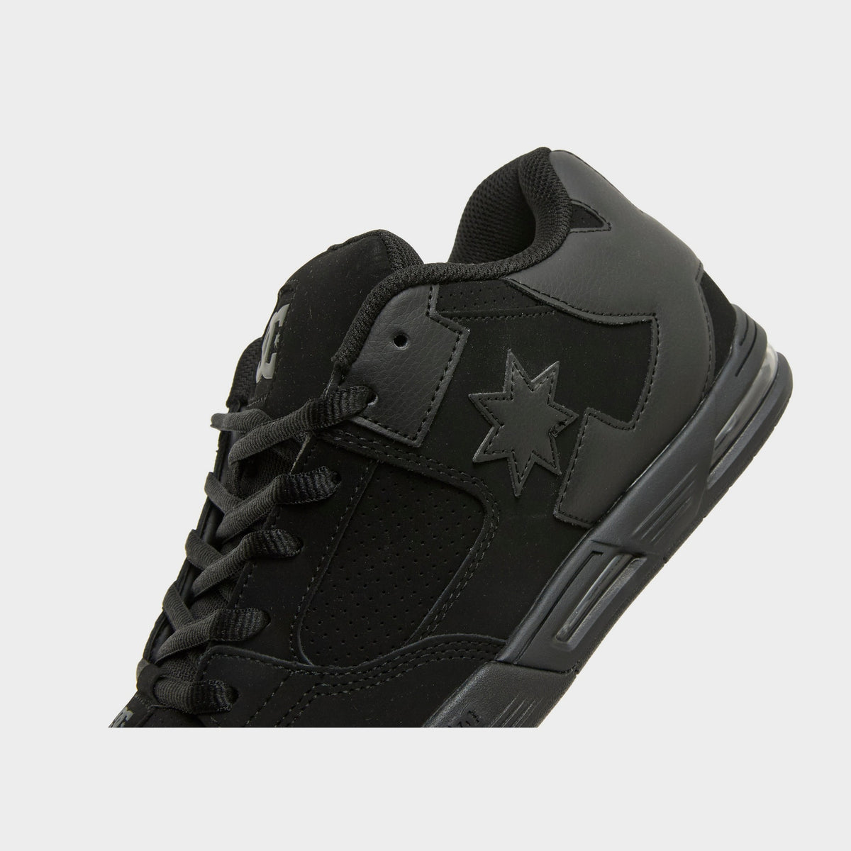Black DC Shoes Command